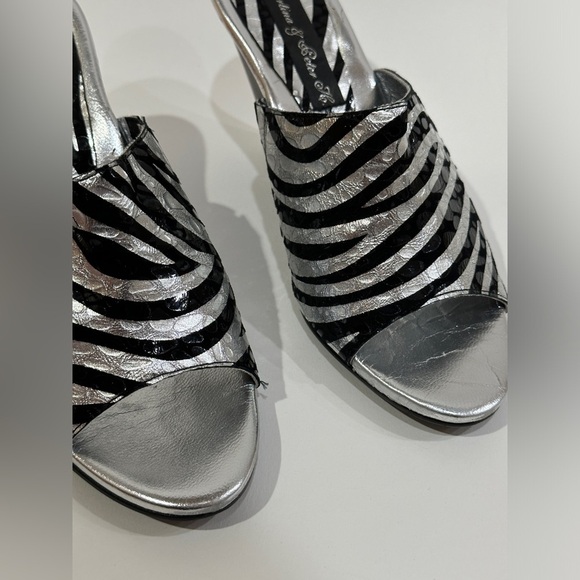 Martina & Peter H Sandal Black Leather Silver Metallic Size 8 
Wama Tiger - Picture 2 of 13